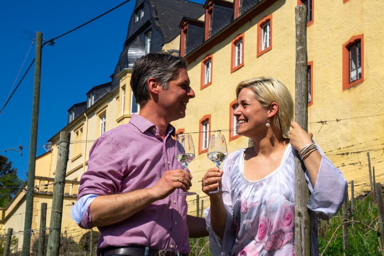 Kapelle - Urlaub Auf Dem Weingut Appartement Maring-Noviand Buitenkant foto