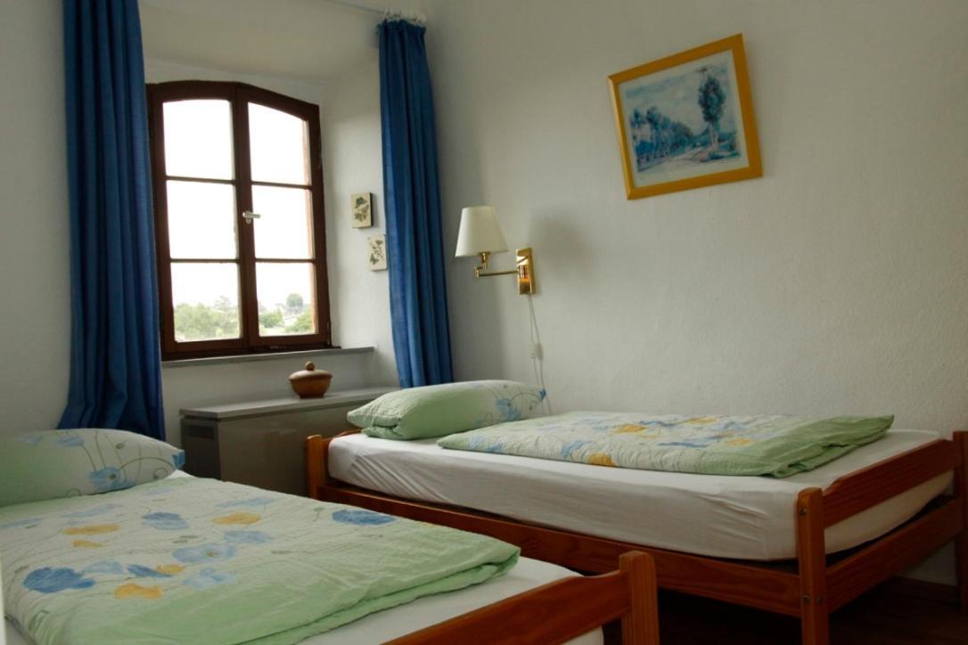 Kapelle - Urlaub Auf Dem Weingut Appartement Maring-Noviand Buitenkant foto